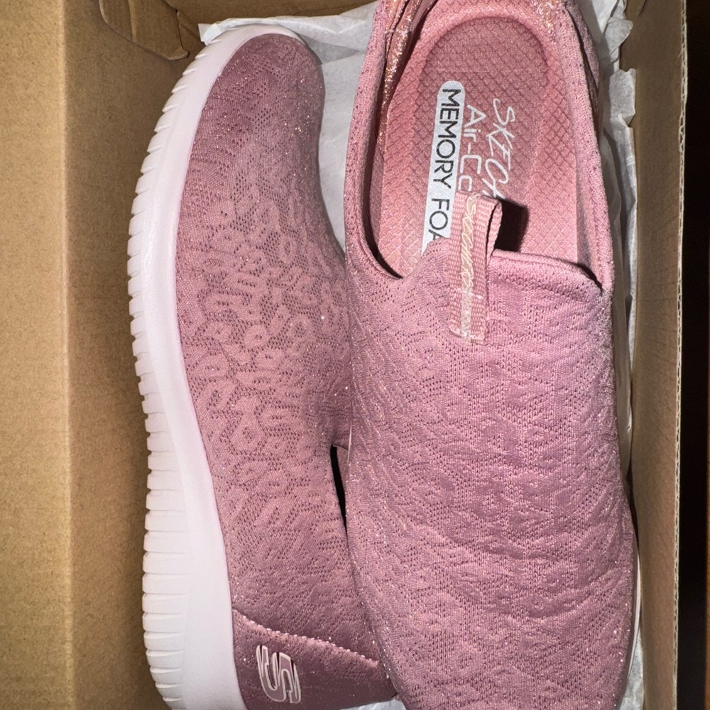 Skechers Women's Mauve Slip-On Sneakers - Picture 2 of 4
